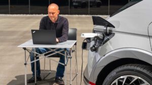 Hyundai Ioniq 5 gets Popular Science award for vehicle-to-load technology