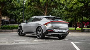 Kia says flipping EVs a bigger problem than year-long wait times