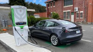 “Car and charger covered:” Government extends zero interest loan to EV chargers