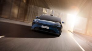 Nio begins deliveries of flagship ET7 electric sedan ahead of Europe expansion