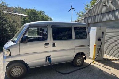 An off-grid EV fast charger goes live at Victoria community co-op