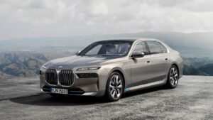 All-electric BMW i7 sedan set to land by end of 2022