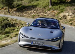 Mercedes-Benz Vision EQXX drives 1,000km on a single charge