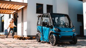 Squad launches “world first” solar city car priced at under $10,000