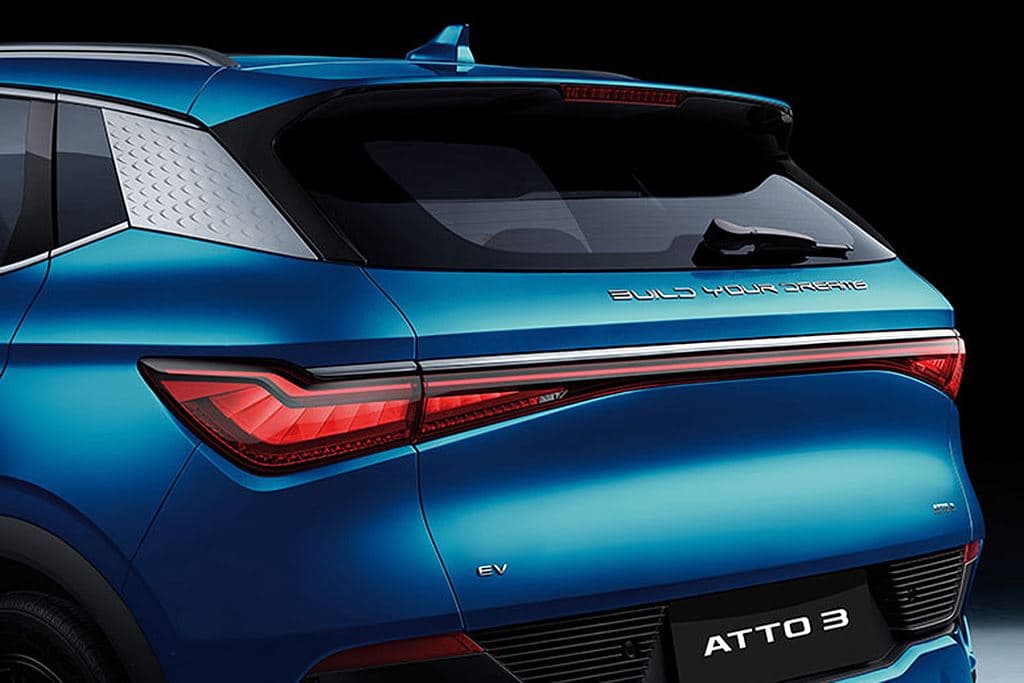 BYD Atto 3 Car Review - Fleet & Leasing