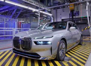 New fully electric BMW i7 to launch in Australia this year at $300k