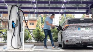 Electric cars will be cheaper to buy than fossil fuel vehicles within three years