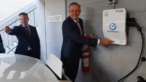 Bowen still trickle charging at Parliament as he weighs up fuel emissions standards