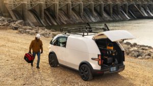 Canoo secures huge electric van order from US rental company