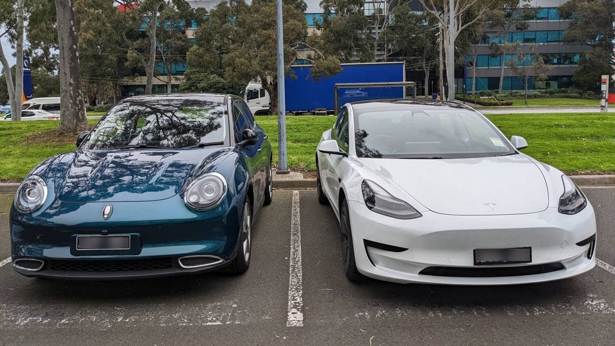 Ora Good Cat vs Tesla Model 3 Front