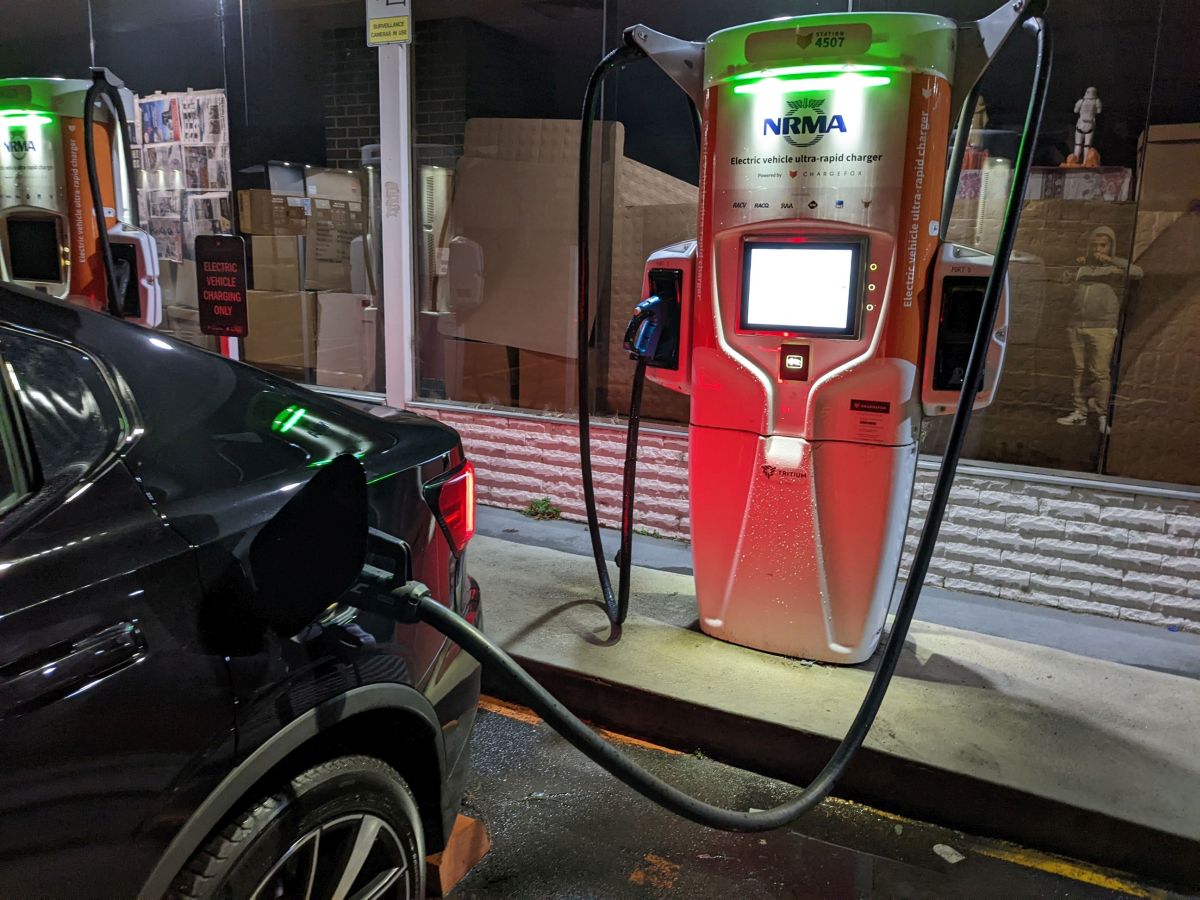 Biggest charging stations in Australia - up to 15 bays - to be rolled out in NSW - Vimarsana News