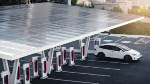 Tesla to install first 350kW V4 Supercharger with solar and Megapack in Arizona