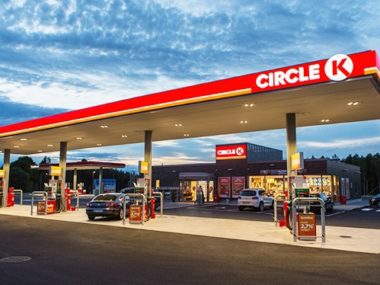 The fossil car industry in Norway is nearly dead. Who are selling the last ICE vehicles?