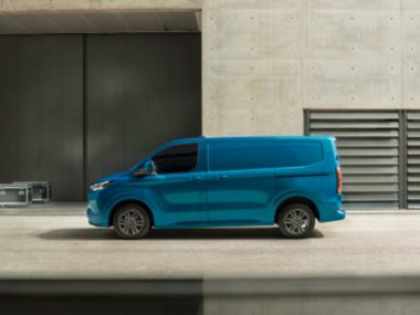 ford e-custom transit electric van