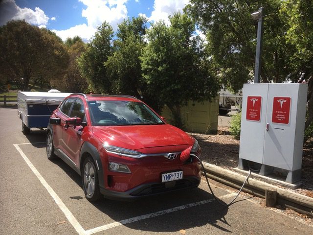 kona ev towing