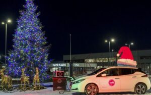 V2X: UK EV plant lights up Christmas with a Nissan Leaf