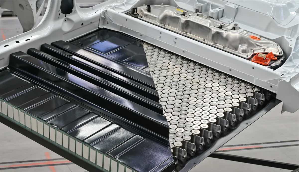 US clean technology vortex Tesla battery production away from Europe