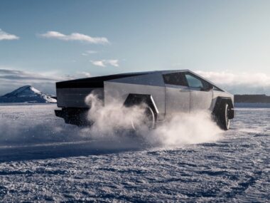 Tesla Cybertruck Ice