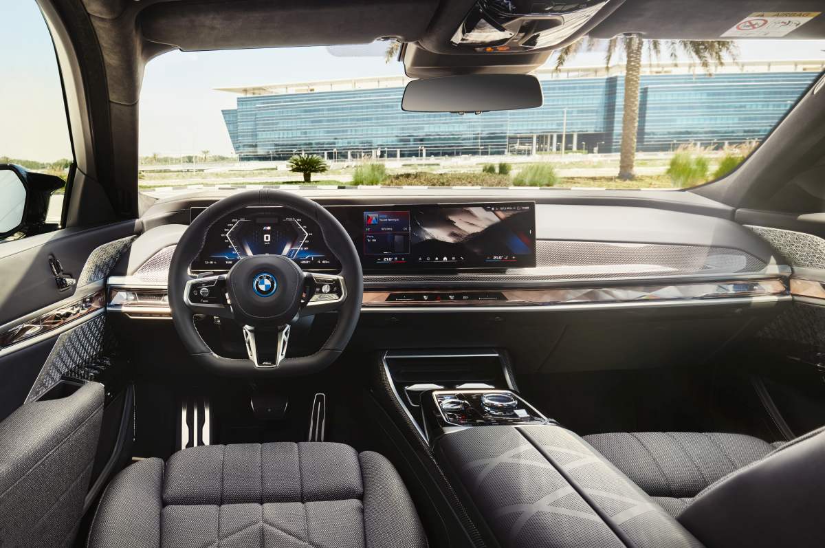 BMW i7 M70 Interior