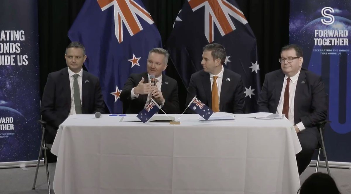 From left: NZ Climate Minister James Shaw, Australian Climate Minister Chris Bowen, Australian Treasurer Jim Chalmers, and NZ Minister of Finance Grant Robertson signing a memorandum of understanding