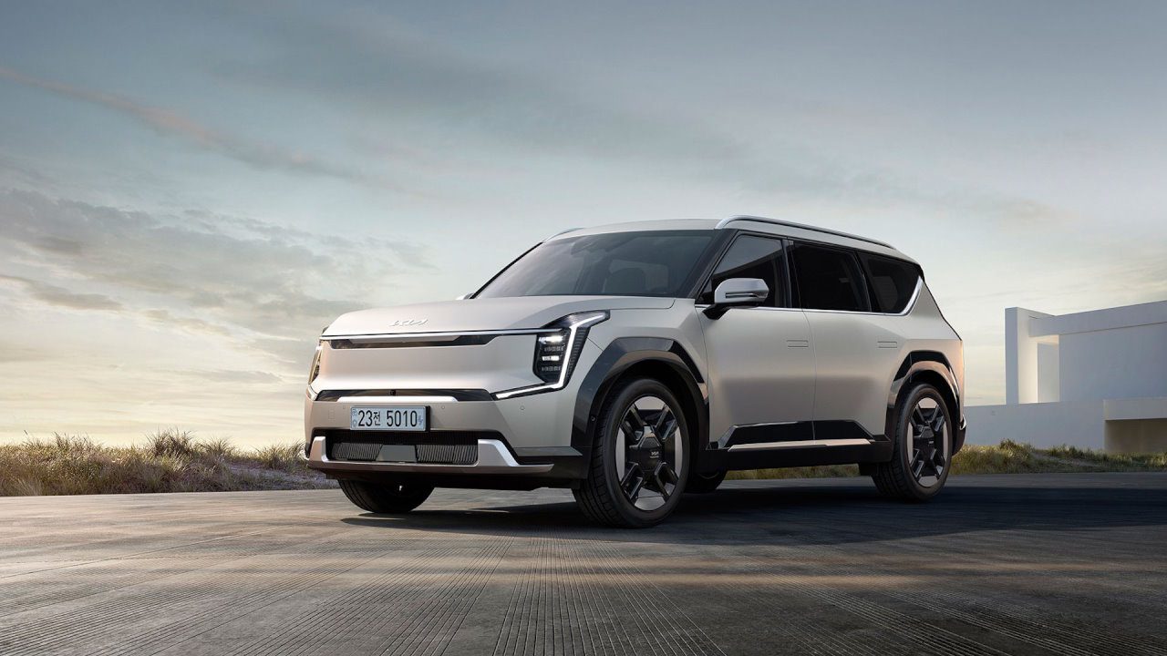 Kia begins deliveries of EV9 electric SUV in South Korea