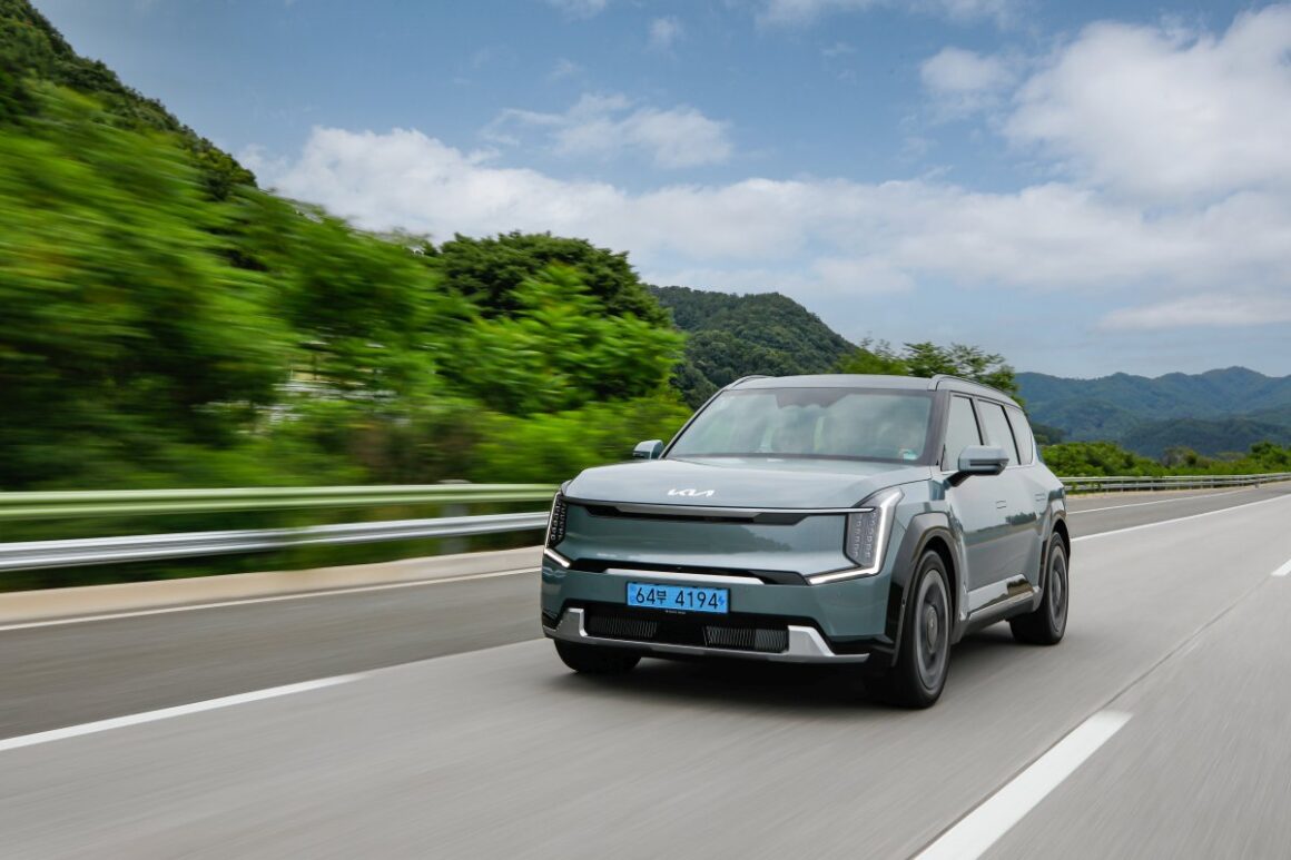 Kia EV9 Driving Front
