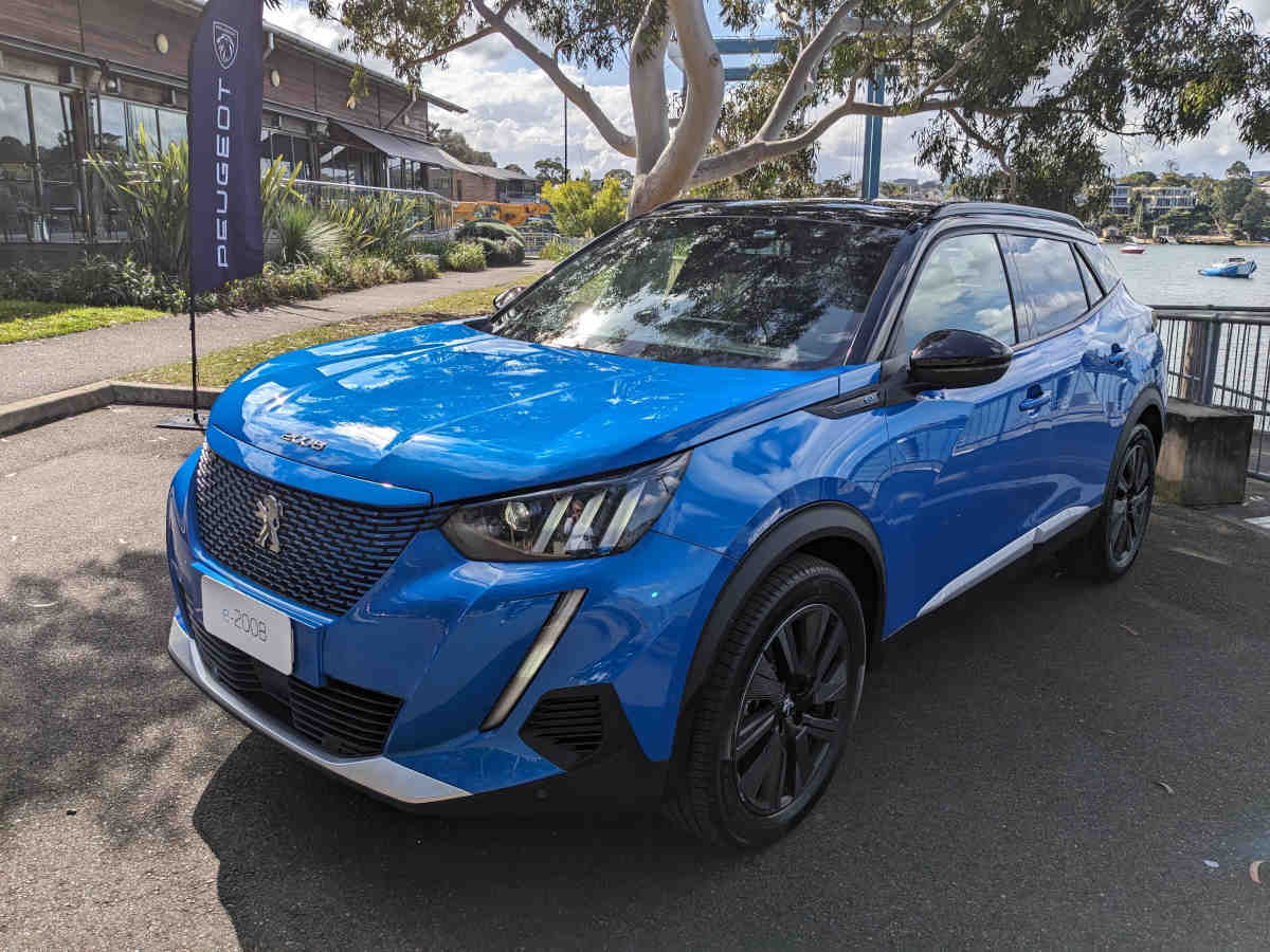 New Peugeot 2008, All Electric & ICE