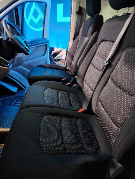 eDeliver 7 front seating