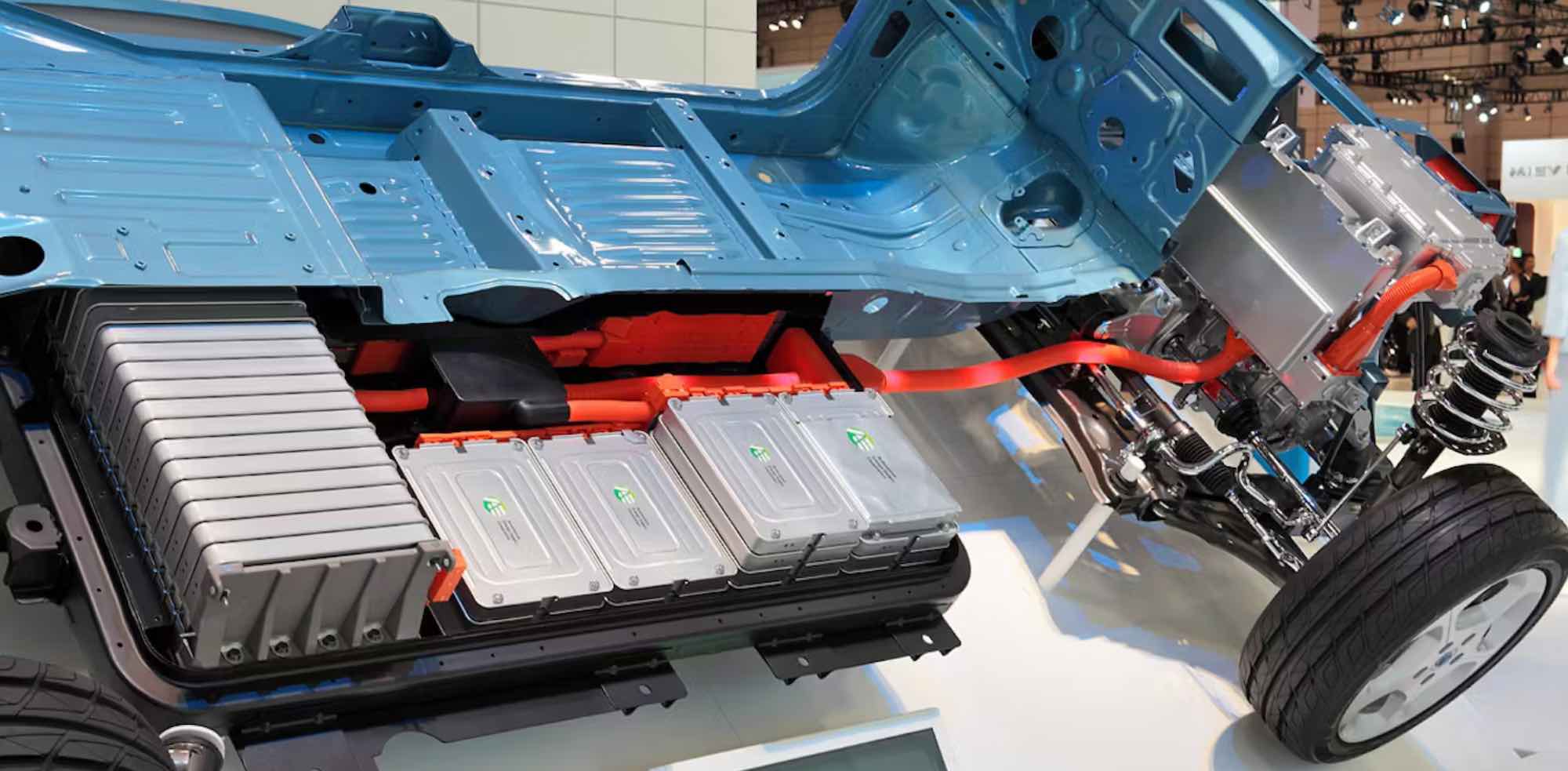 nissan leaf batteries