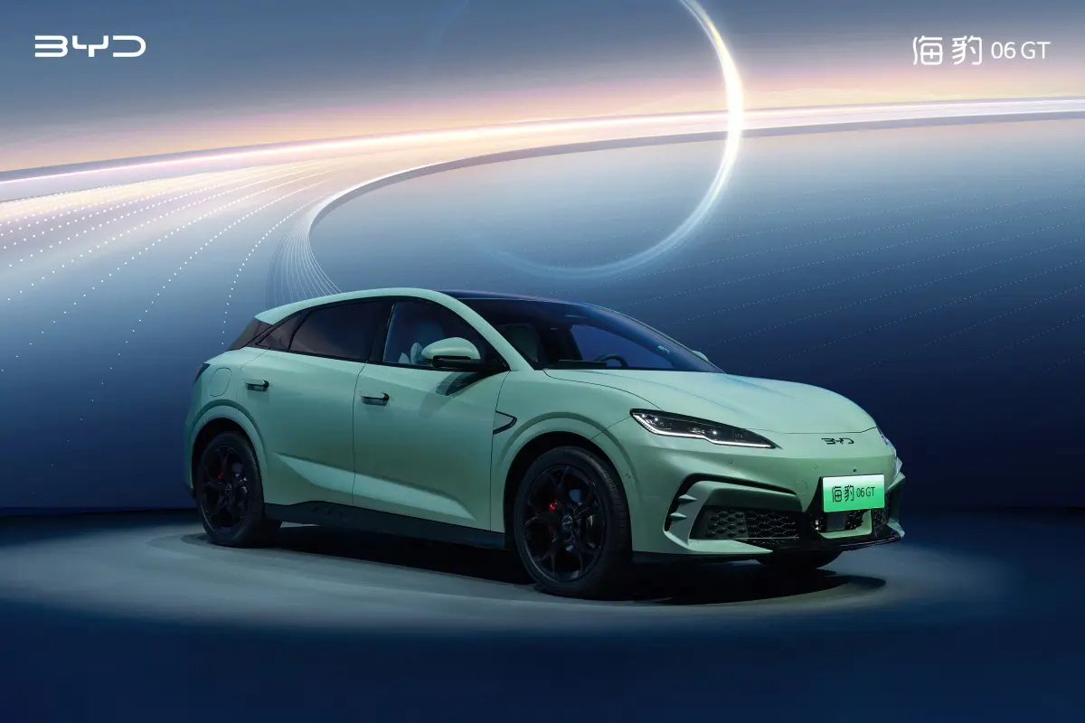 BYD launches Seal 06 GT: its first powerful electric hot hatch