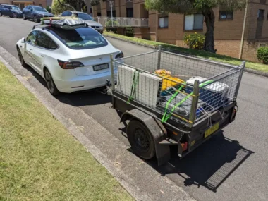 Trailer hooked up to Tesla Model 3. Image: Tim Eden