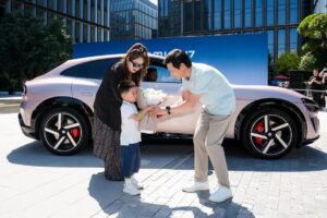Xiaomi’s blockbuster electric SUV starts ticking off its 300,000+ orders