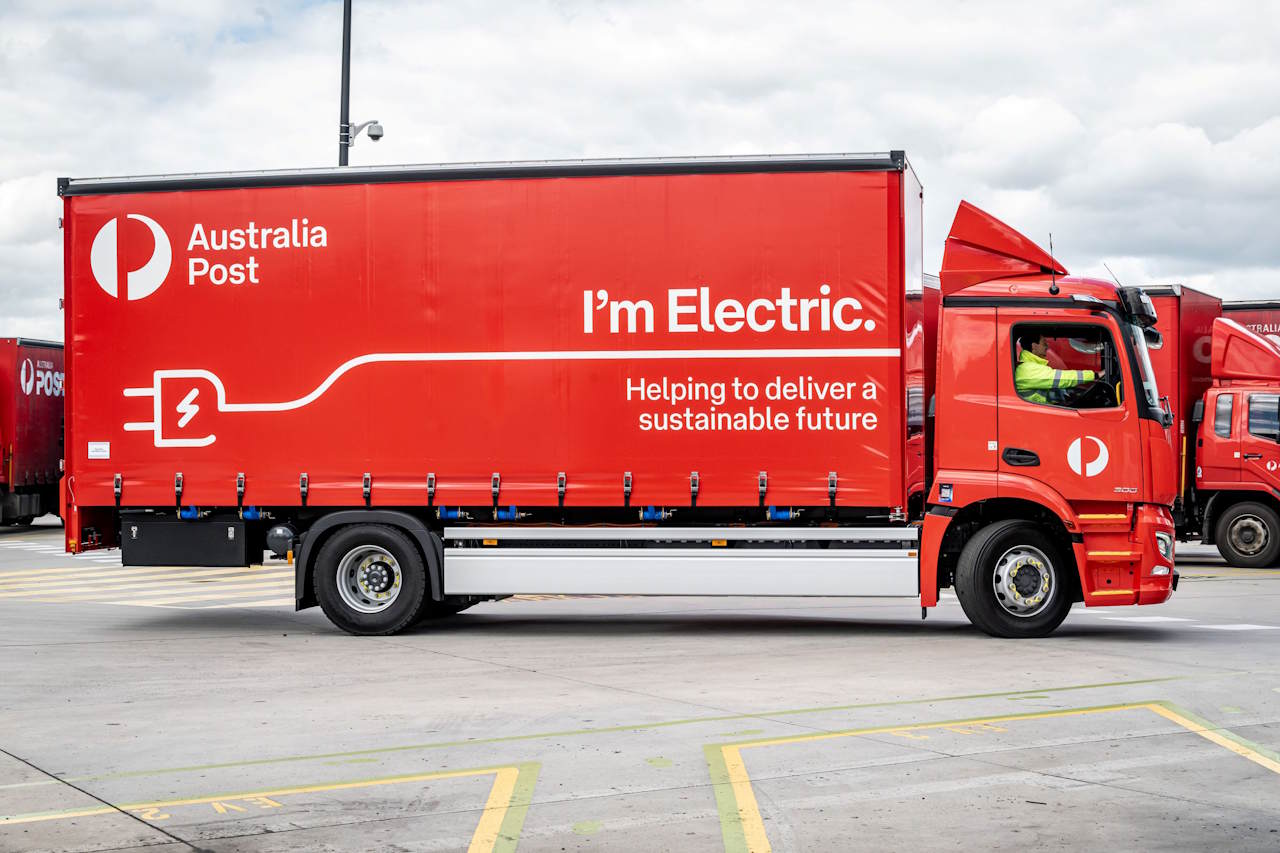 Australia Post unveils its first heavy-duty electric truck