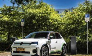 The shared vehicle-to-grid fleet that is helping relieve grid congestion in evening peaks