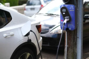 AGL’s kerbside chargers join Chargefox – but why only one way?