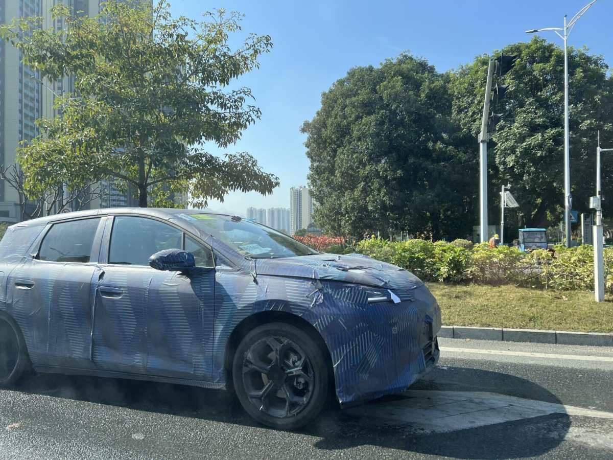 BYD’s next small electric hatchback model spotted testing