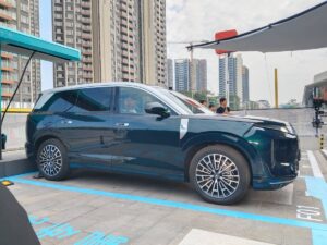 BYD’s new flagship electric SUV spotted testing 1,000 kW charging speeds