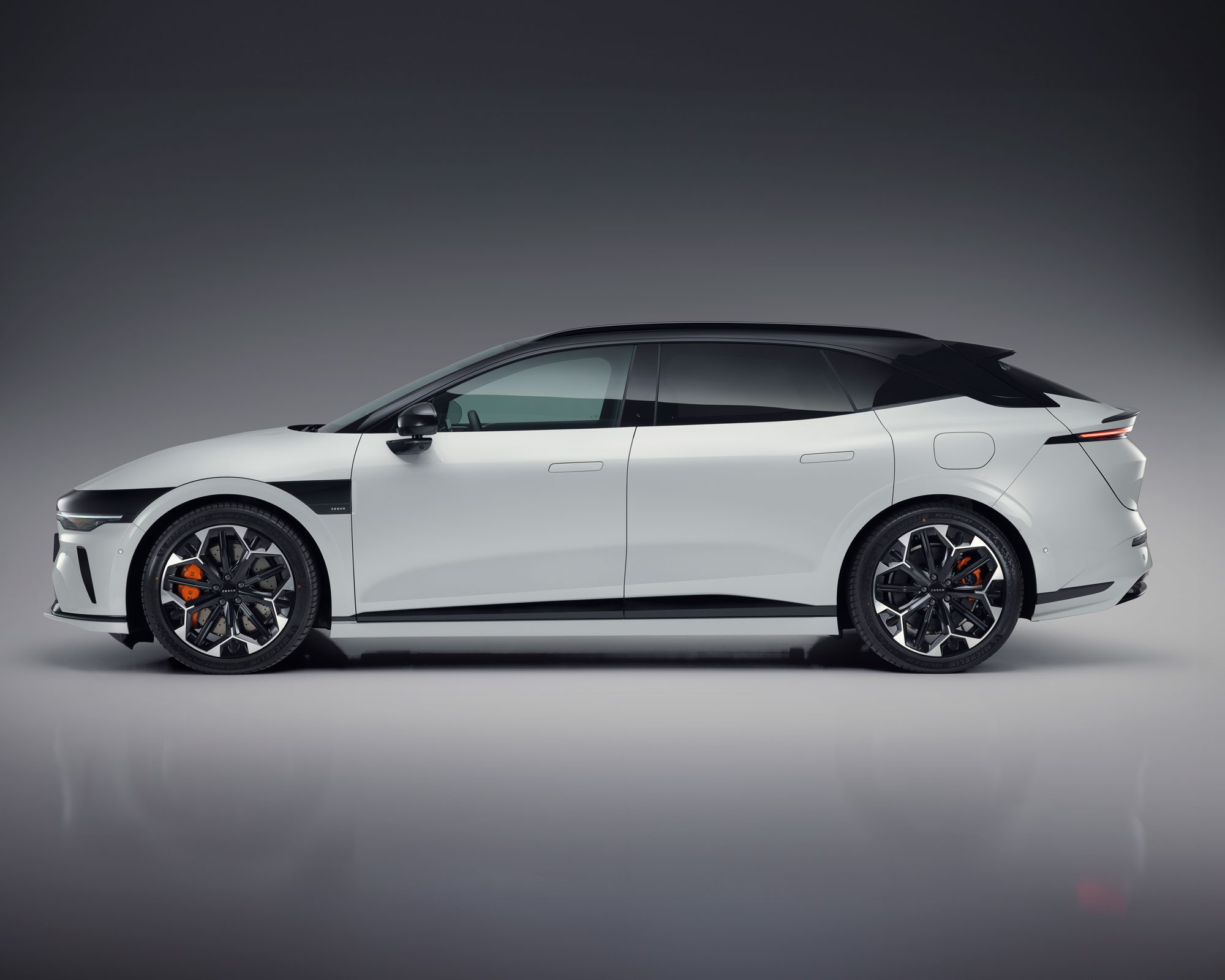 Zeekr 7GT electric wagon with crazy charging tech goes international