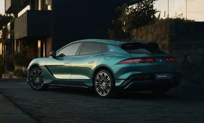 BYD’s Denza Z9 GT unveiled with over 1,000 km claimed range BYD’s Denza Z9 GT unveiled with over 1,000 km claimed range