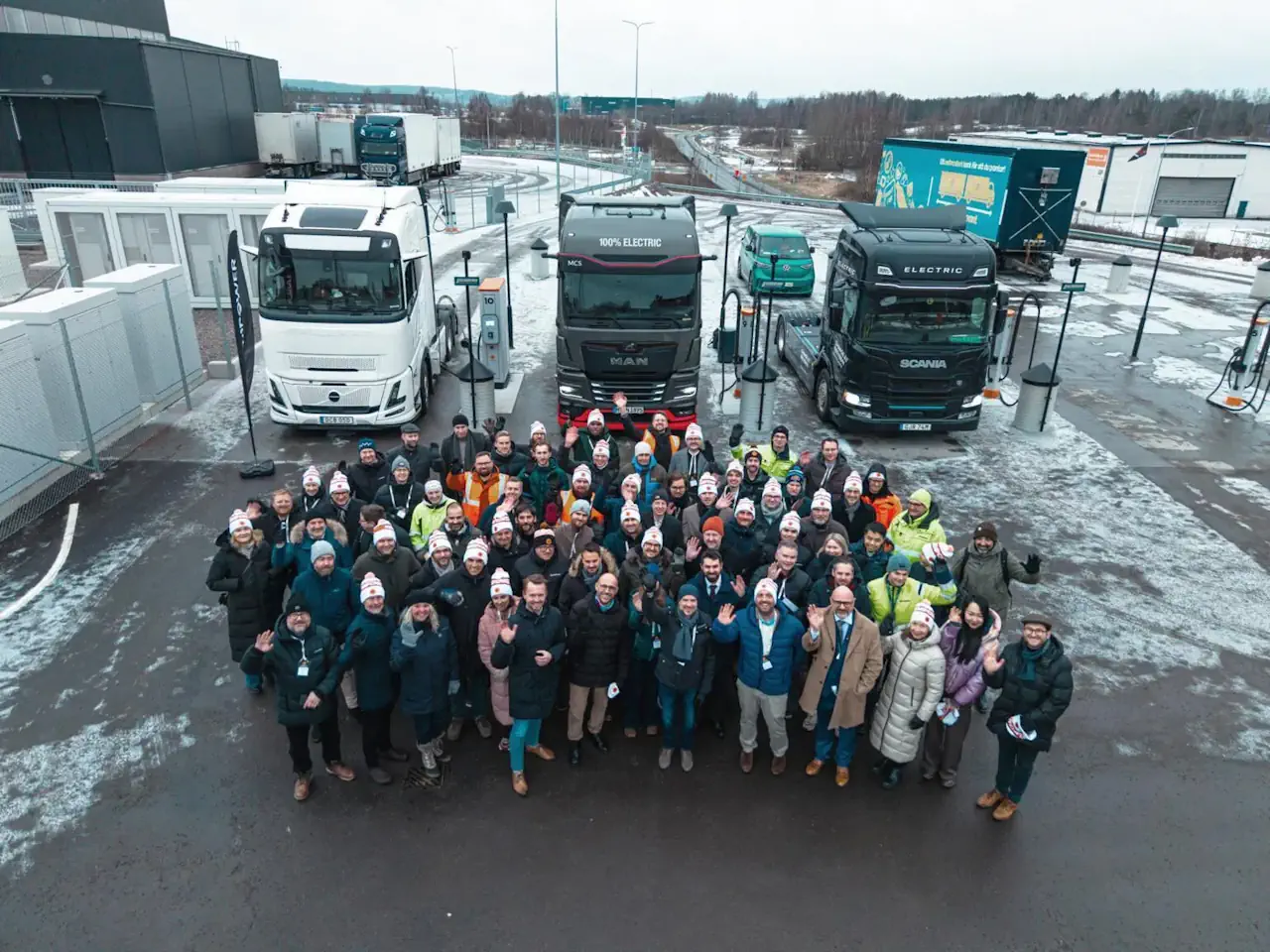 Electric trucks demonstrate megawatt charging in sub-zero temperatures