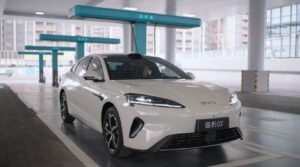 BYD races towards its goal of 20,000 Flash Chargers with huge growth in first quarter