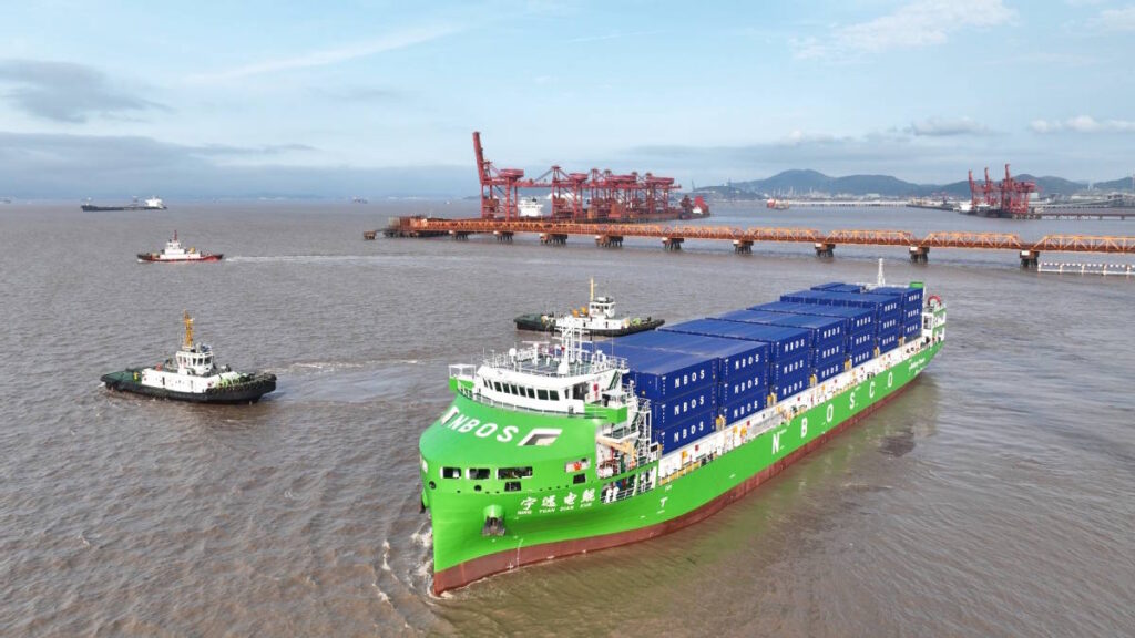 electric container ship