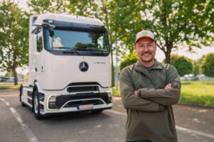 YouTuber to tackle first lap around the world in a battery-electric truck