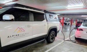 Australian firm debuts vehicle-to-vehicle fast charging platform for stranded and remote EV drivers