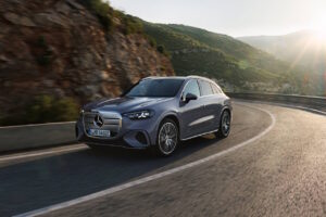 Mercedes-Benz unveils new electric SUV with long range and a super screen, yours from $112k