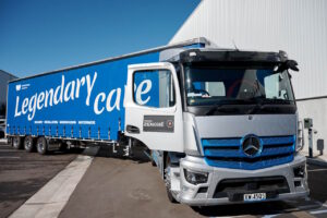 Australian logistics group takes delivery of its first electric prime mover